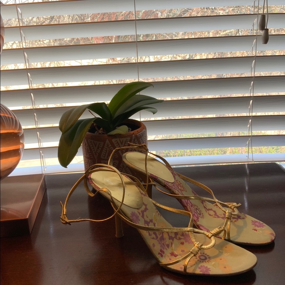 Nine West Floral Heels - Picture 3 of 11
